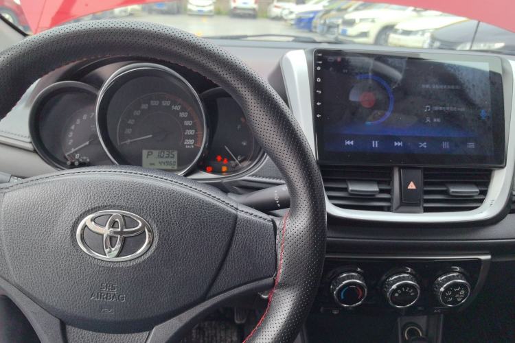 Used Toyota YARiS L Zhi Xiang 2021 1.5L CVT Leading Edition Center Console