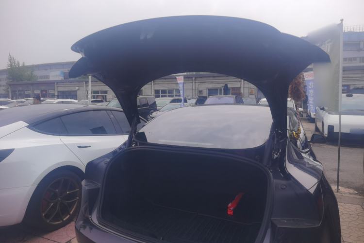 Used Tesla Model 3 2025 Rear-Wheel-Drive Version Trunk