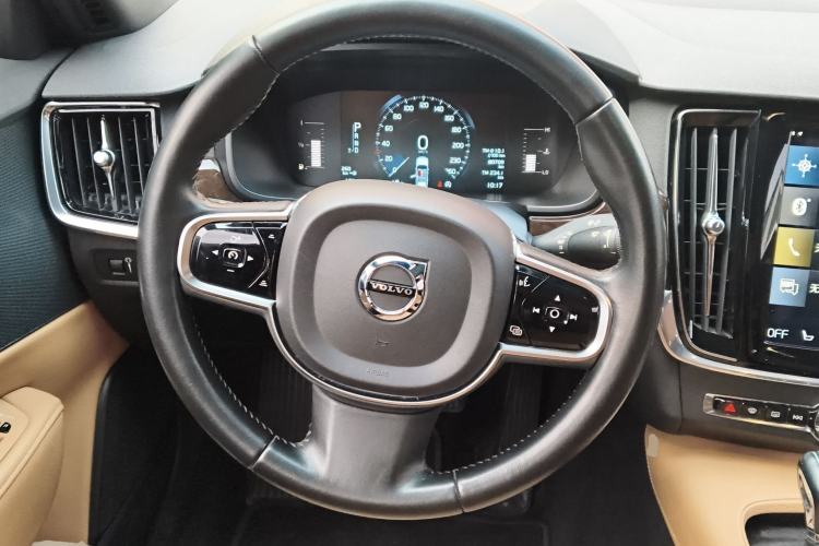 Used Volvo S90 2017 T5 Zhiyuan Edition