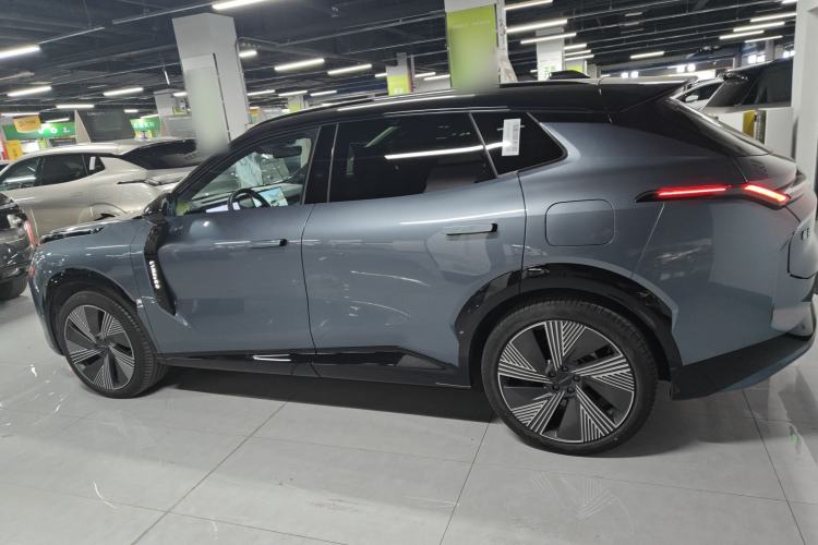 Used Lynk & Co 08 EM-P 2025 245km Ultra-Long Range Halo
