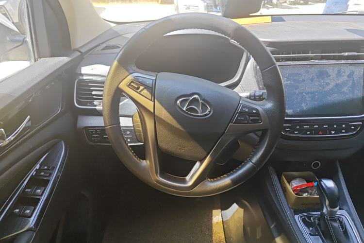 Used CHANGAN OSHAN A800 2017 1.5T Automatic ZhiZun Model
