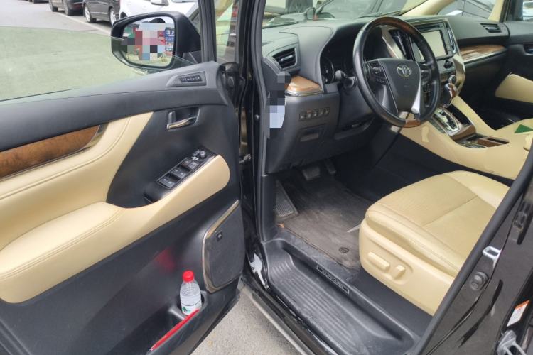 Used Toyota Alphard 2015 3.5L Prestige Edition
