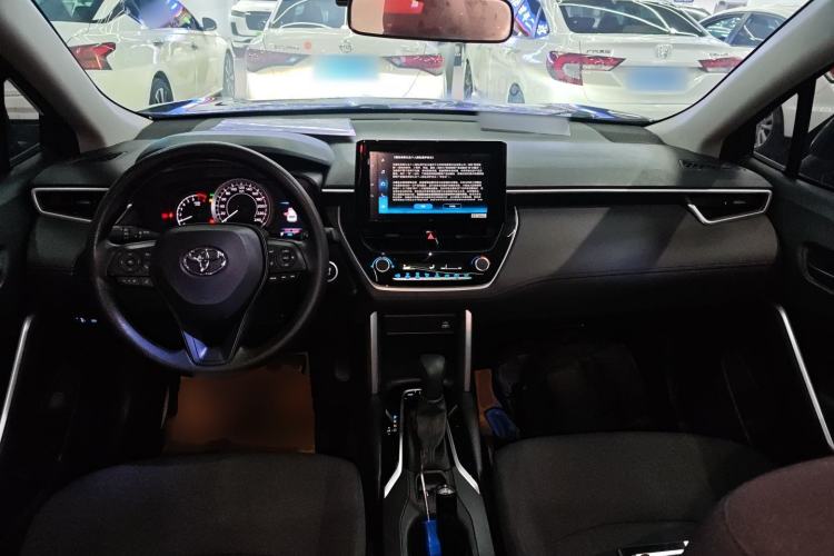 Used Toyota Corolla Cross 2022 2.0L Elite Edition Center Console