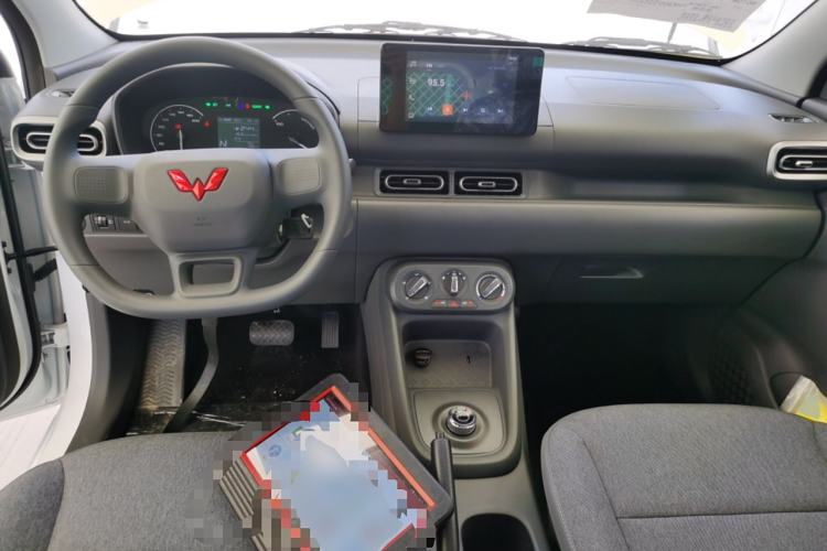 Used Wuling Hongguang New Energy 2024 All-Electric Model 300KM Standard Version