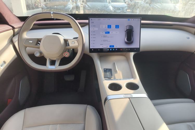 Used Xiaomi Auto YU7 2025 Ultra-Long Range High-Performance All-Wheel-Drive Max Edition
