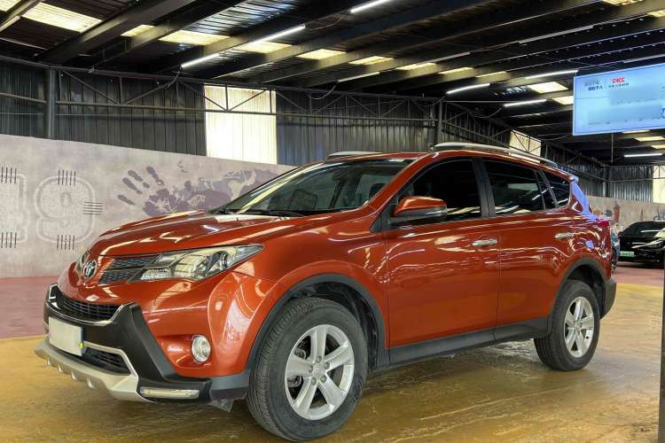Used Toyota RAV4 2013 2.0L CVT Four-Wheel Drive New Edition