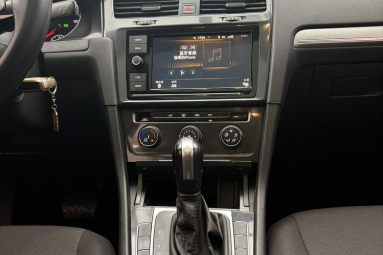 Used Volkswagen Golf 2019 200TSI DSG Comfort & Ambition Edition China VI Standard
