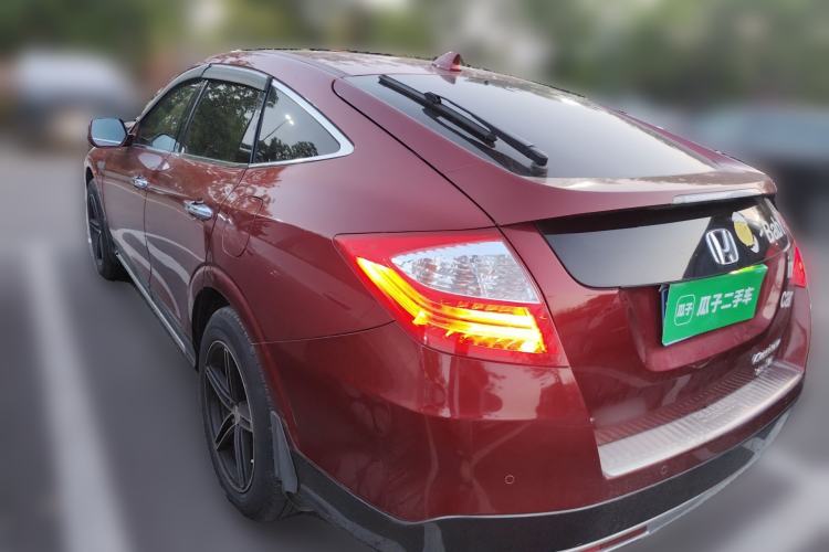 Used Honda Crosstour 2014 2.4L Luxury Edition
