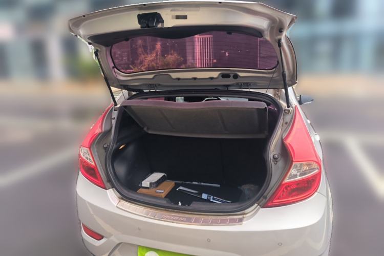 Used Hyundai Verna Ray 2014 1.4L Manual GLX
