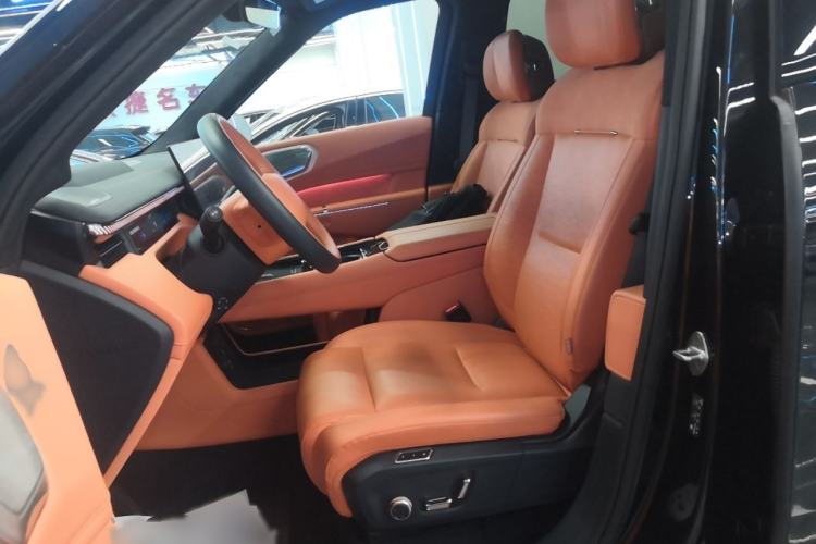 Used Lynk & Co 900 2025 1.5T Ultra
