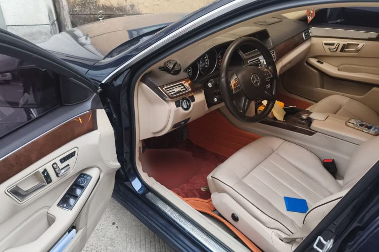 Used Mercedes-Benz E-Class 2015 E 200 L
