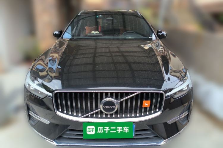 Used Volvo XC60 2023 B5 4x4 Smart Luxury Edition Front