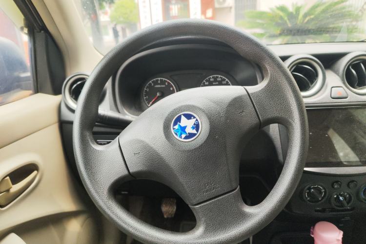 Used Venucia R30 2014 1.2L Manual Enjoyment Edition