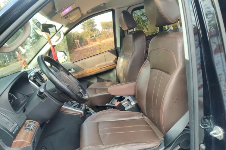 Used FORTHING Lingzhi PLUS 2021 2.0L Manual Luxury 7-Seater