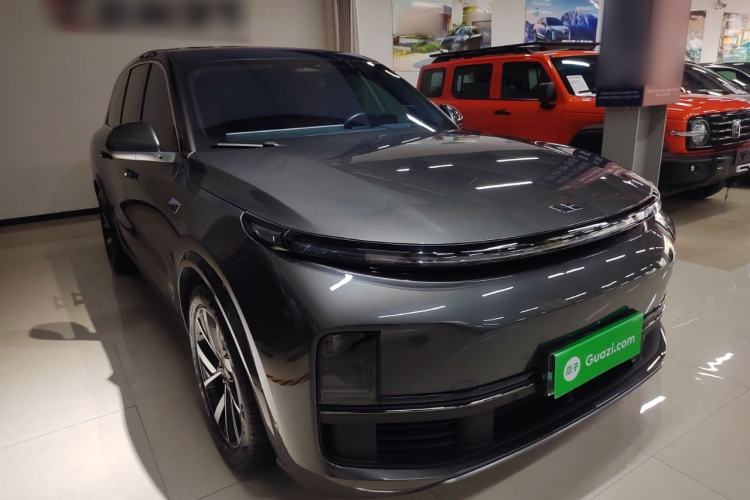 Used Li Auto L8 2023 Pro Model
