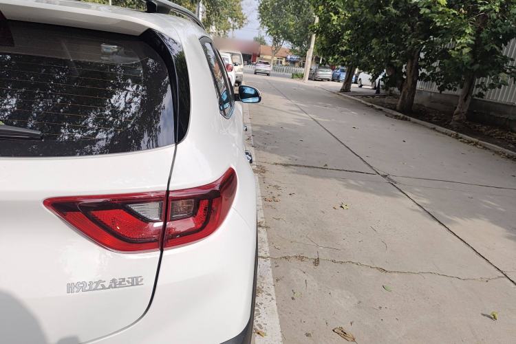 Used Kia kx1 Stonic 2021 1.4L CVT Fun Edition Exterior 6