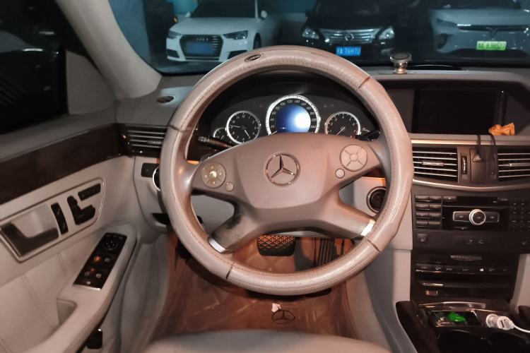 Used Mercedes-Benz E-Class 2012 E 300 L Elegant Model Steering Wheel