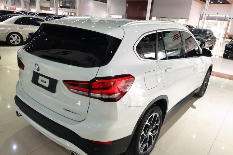Used BMW X1 2021 Restyled sDrive25Li Leading Edition

