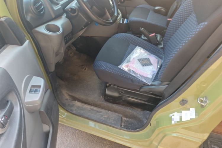 Used Nissan NV200 2013 1.6L Luxury Model China IV Standard Driver Seat