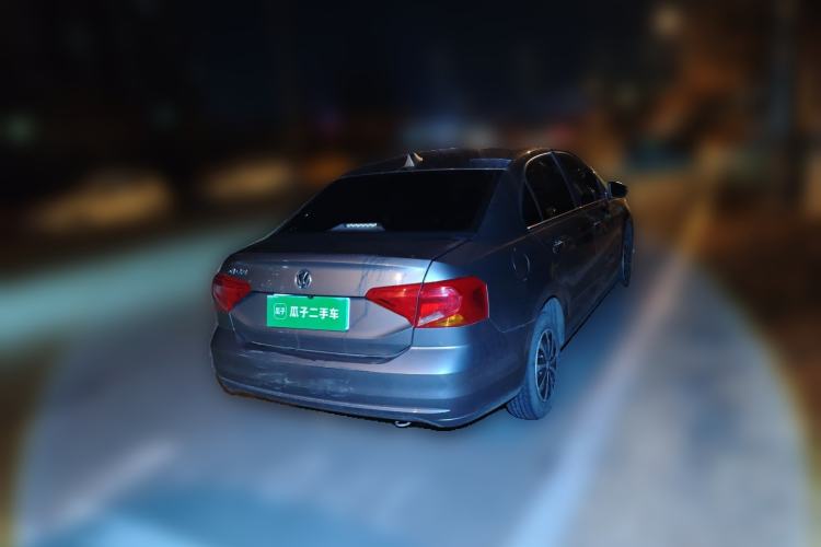 Used Volkswagen Jetta 2017 1.4L Manual Fashion Edition
