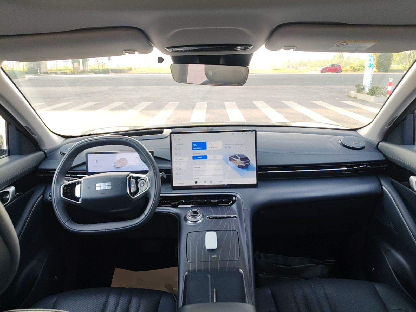Geely Galaxy E5 2026 Model 610km Exploration+ Edition — снимка 12