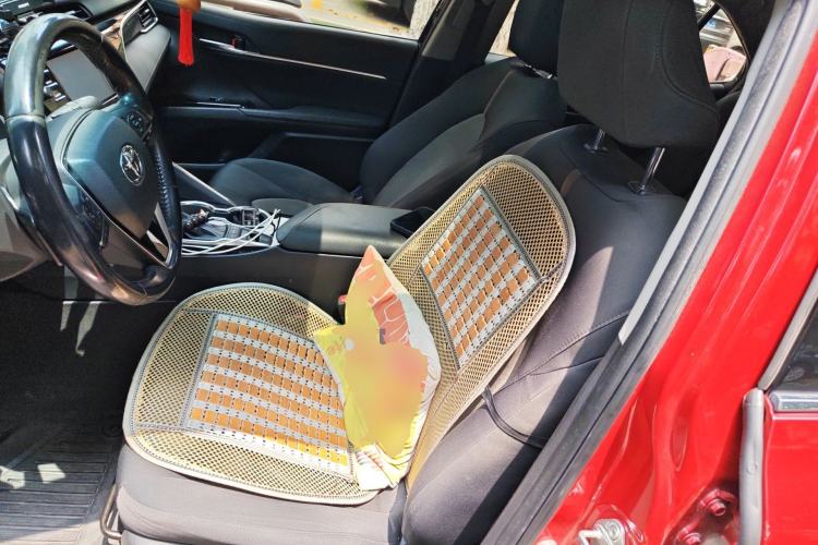 Used Toyota Camry 2018 2.0S FENGSHANG Edition
