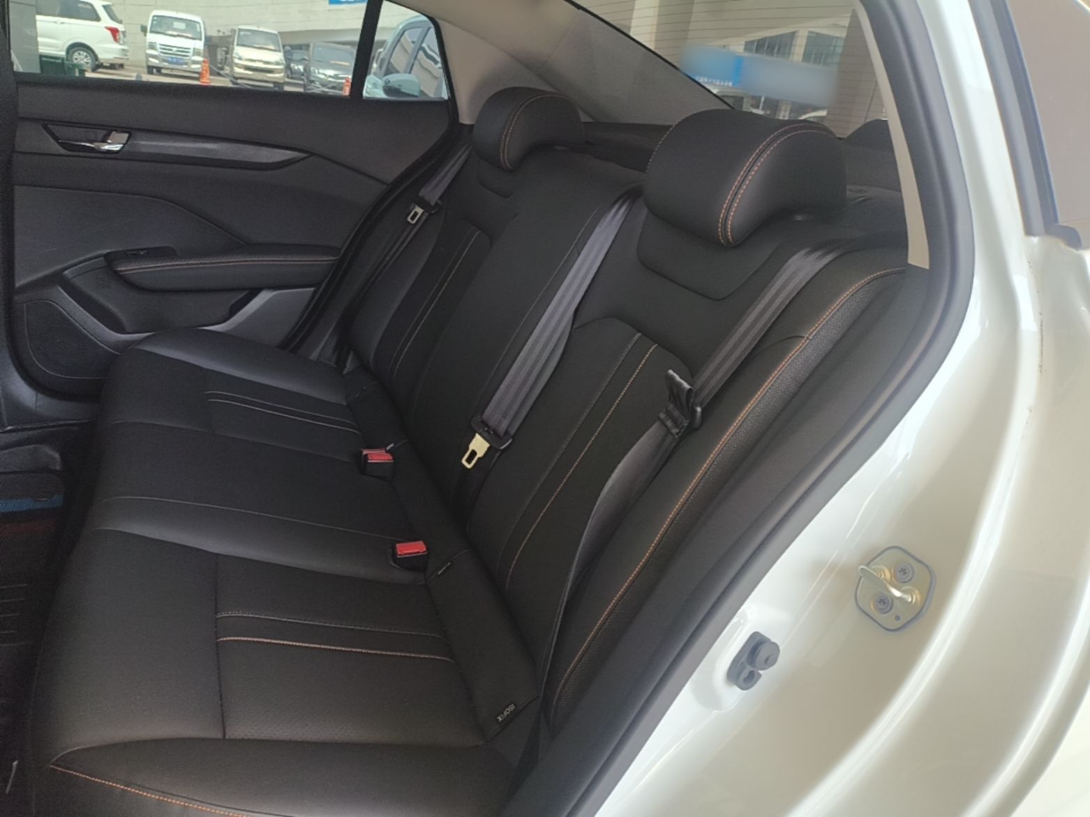 Dongfeng Aeolus Yixuan 2025 1.5L Automatic Luxury Version - Luxury — снимка 20