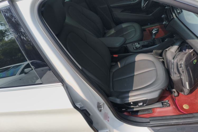 Used BMW X1 2018 sDrive20Li Leading Model
