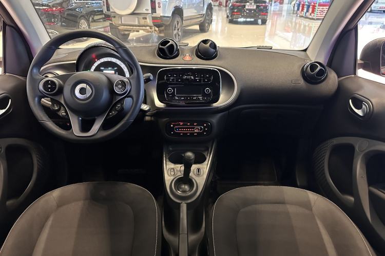 Used smart fortwo 2015 1.0L 52 kW Hardtop Passion Edition