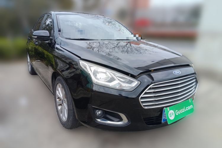 Used Ford Escort 2015 1.5L Manual Fashion Edition