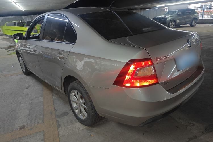 Used Skoda Rapid 2018 1.6L Manual Standard Edition Rear Left 45 Deg