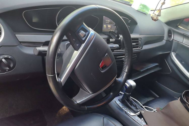 Used Roewe 550 2013 550S 1.8L Automatic Start-Zhen Edition