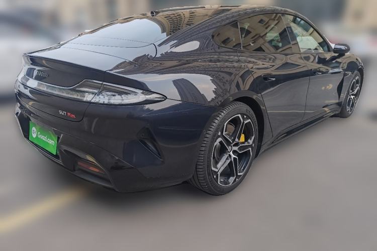 Used Xiaomi Auto SU7 2024 Four-Wheel Drive Ultra-Long Range Advanced Intelligent Driving Max Edition