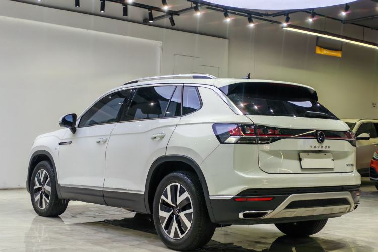 Used Volkswagen Tayron 2024 300TSI Two-Wheel-Drive Luxury Plus Advanced Version Exterior 6