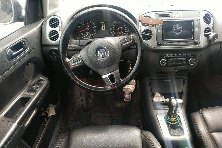Used Volkswagen Golf 2011 1.4TSI Cross Golf Steering Wheel