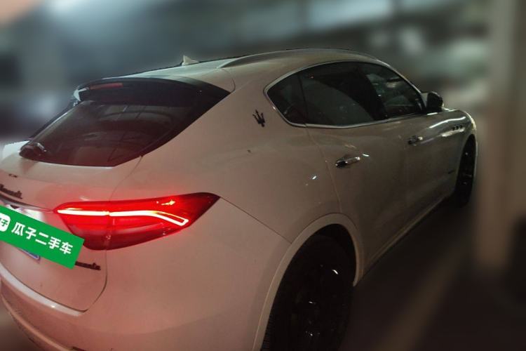 Used Maserati Levante 2016 3.0T Standard Edition Rear Right 45 Deg