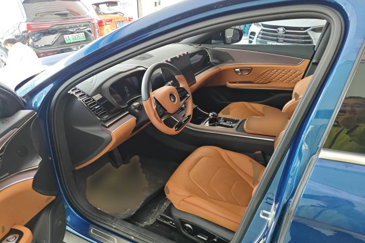 Used BYD Han 2022 DM-i 121KM Luxury Model
