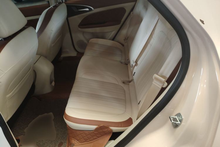 Used ORA Good Cat 2023 401 km Standard Range Premium Version Lithium Iron Phosphate
