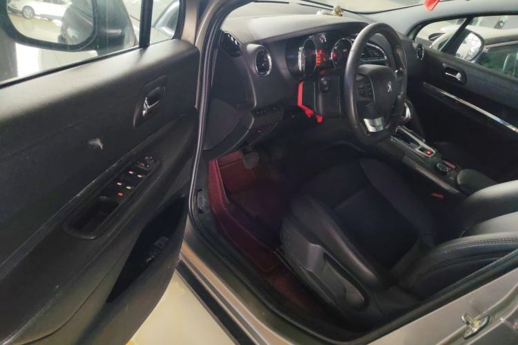 Used Peugeot 3008 2016 1.6THP Automatic Classic Edition