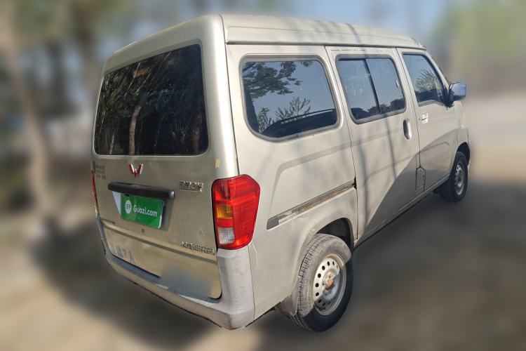 Used Wuling Zhiguang 2013 1.0L Practical Version
