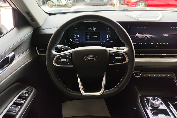 Used Ford Equator Sport 2025 EcoBoost 170 Platinum Edition Steering Wheel