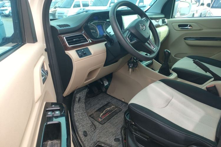 Used Kuayue Kuayue Xing V3 2022 1.5L Gasoline Comfort-Grade 5-Seater Passenger Vehicle JL473QH