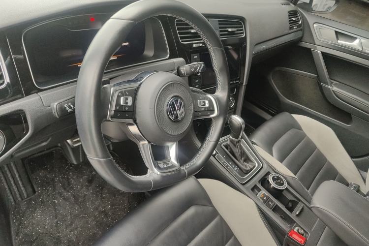 Used Volkswagen Golf 2019 280TSI DSG R-Line China VI Standard
