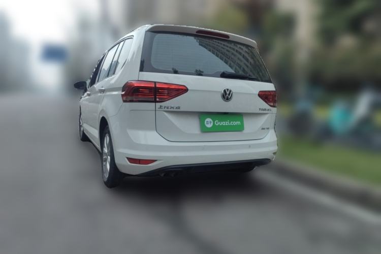 Used Volkswagen Touran 2016 Volkswagen Touran L 280TSI DSG Comfort Edition Rear Left 45 Deg