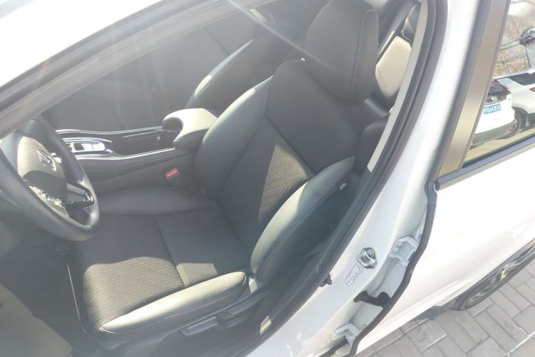 Used Honda Vezel 2020 1.5L CVT Pioneer Edition
