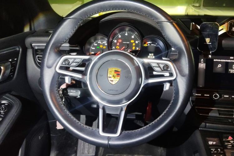 Used Porsche Macan 2020 Macan 2.0T Steering Wheel