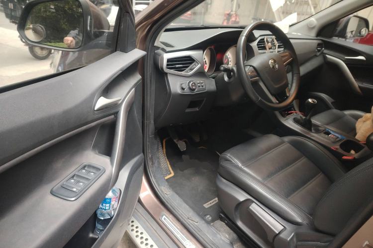 Used MG GS 2016 1.5TGI Manual Value Edition Driver Seat