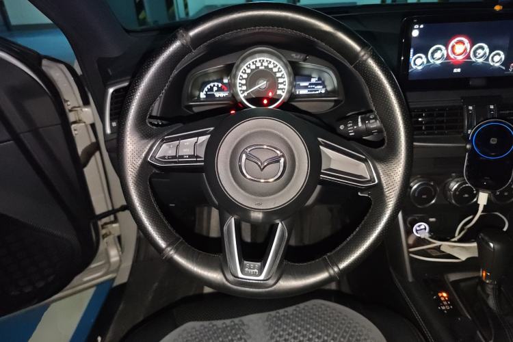 Used Mazda CX-4 2018 2.0L Automatic Two-Wheel Drive Blue Sky Dynamic Version China V Standard
