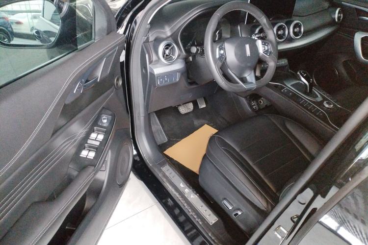 Used Wey VV5 2021 1.5T Two-Wheel Drive Smart Pioneer
