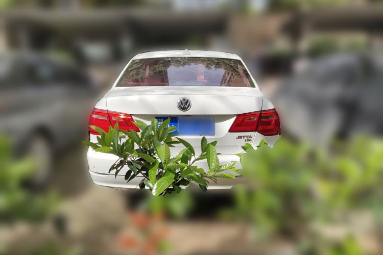 Used Volkswagen Jetta 2015 Value Edition 1.6L Manual Fashionable Style